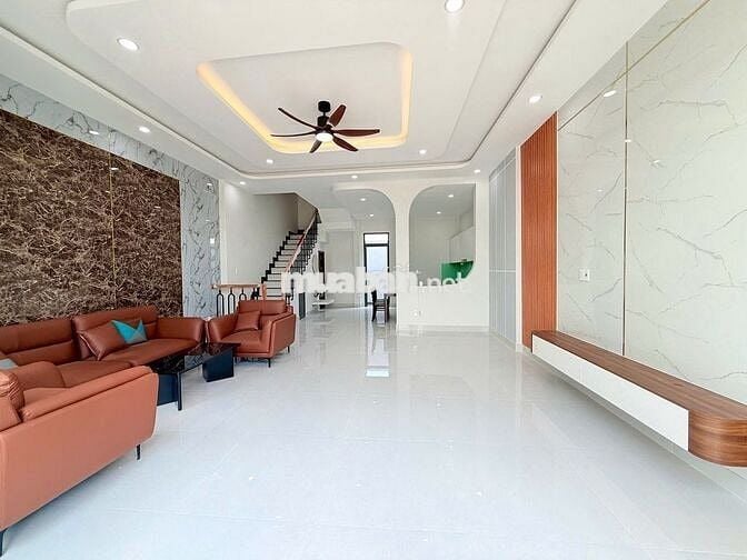 Nhà mới xây1 trệt 2 lầu 3PN,MT Đ.Cây Da, xã TPT.DTSD 260m2, SHR,2 tỷ 5