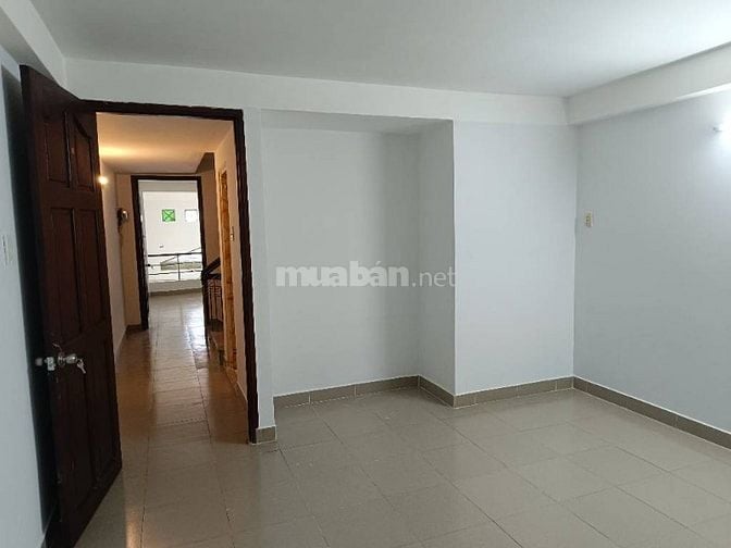 Bán Nhà Mặt Phố Tạ Quang Bửu, 5 Tầng 6PN 4WC,  Khu Kinh Doanh Sầm Uất