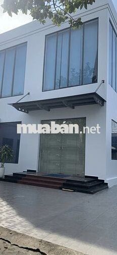 Cho thuê tòa nhà văn phòng kinh doanh tại Dĩ An, Bình Dương