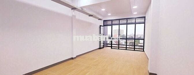 SIÊU HOT NHÀ VĂN PHÒNG NGANG 8,6M - CÓ THANG MÁY - 130 GÒ DƯA, THỦ ĐỨC