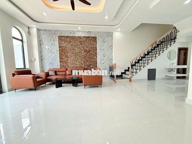 Nhà mới xây1 trệt 2 lầu 3PN,MT Đ.Cây Da, xã TPT.DTSD 260m2, SHR,2 tỷ 5