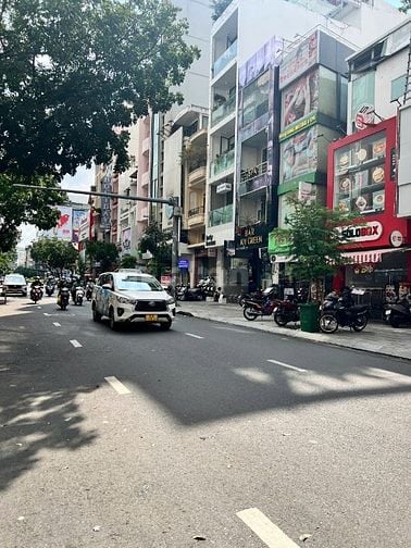 Cho thuê nhà – Lý Tự Trọng, P. Bến Thành, Quận 1