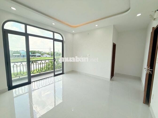 Nhà mới xây1 trệt 2 lầu 3PN,MT Đ.Cây Da, xã TPT.DTSD 260m2, SHR,2 tỷ 5