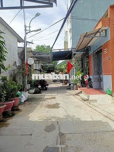 Dãy trọ K33 Đồng Kè sát chợ Hoà Khánh 100m ngang 5,45m nở hậu xíu