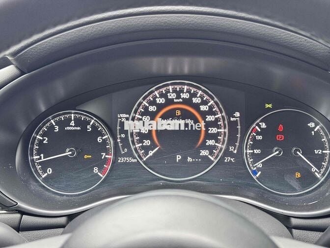 Mazda 3 2022 1.5L Luxury - 23000 km