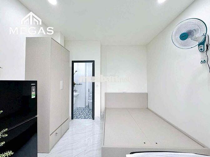 GIẢM SỐC!!! CHỈ CÒN TỪ 4TRX FULL NỘI THẤT - CỬA SỔ LẠC LONG QUÂN
