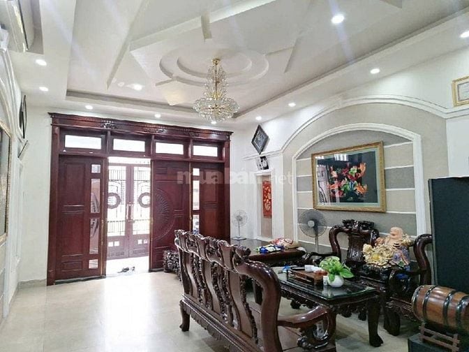 21 tỷ. Khu VIP 17.3ha. Nhà 3 lầu. Mặt tiền đường 10M có vẻ hè 