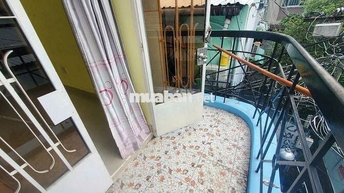 Căn góc Lê Văn Sỹ, 2PN,2WC, 2 Máy lạnh giá 11 Triệu/tháng.