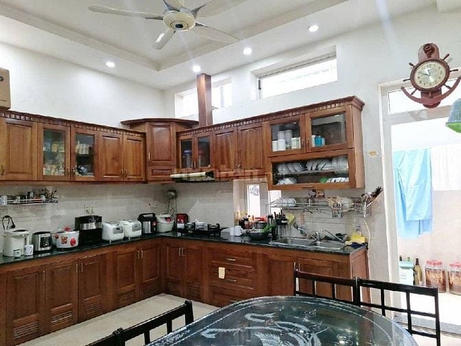 21 tỷ. Khu VIP 17.3ha. Nhà 3 lầu. Mặt tiền đường 10M có vẻ hè 
