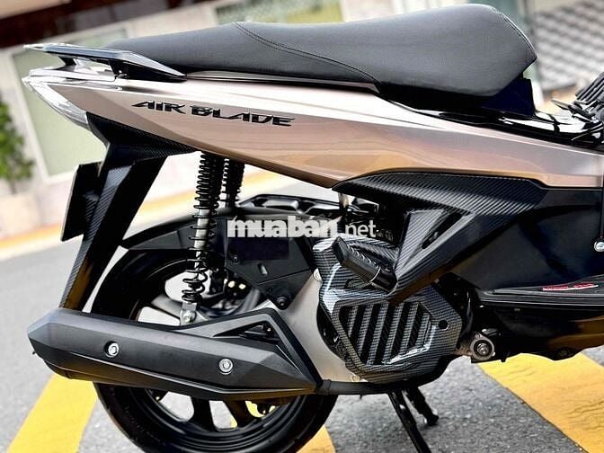 Airblade 125 mẫu 2015 1chủ ít đi máy zin100% mới98