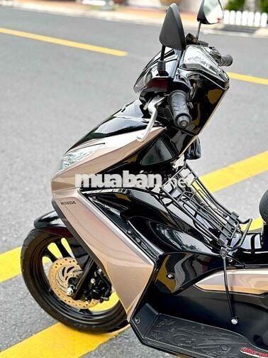 Airblade 125 mẫu 2015 1chủ ít đi máy zin100% mới98
