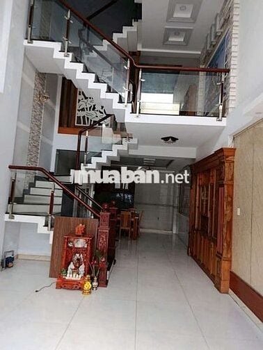 Cho thuê nhà 4 tầng 5pn hxh Lê Trọng Tấn, Giá rẻ