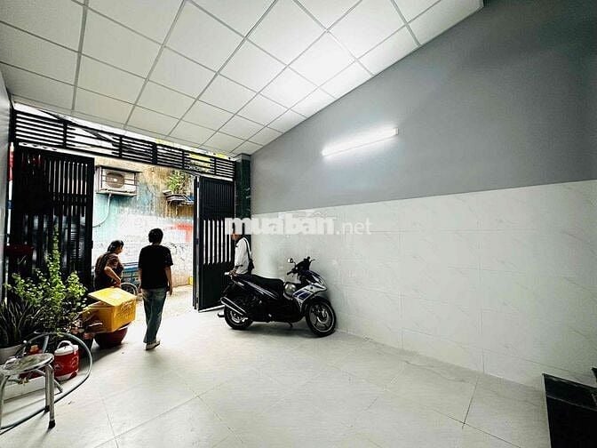 CHO THUÊ NHÀ HXH , NGAY LẠC LONG QUÂN , GIÁP Q10-3 , K GIỚI HẠN NG Ở