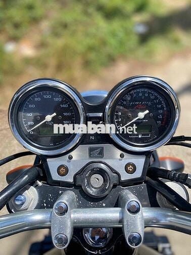 BÁN CB 400, CÒN CHẠY ĐƯỢC