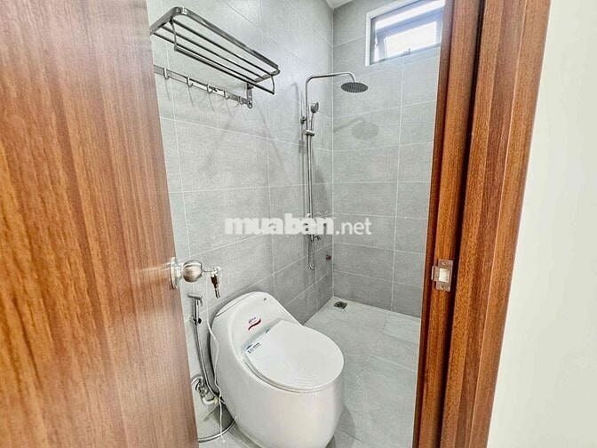 STUDIO NEW NGAY NGÃ 4 GA, TÁCH BẾP