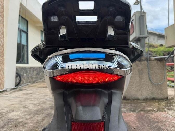 Do nhu cầu không sử dụng em cần bán sh150 ABS