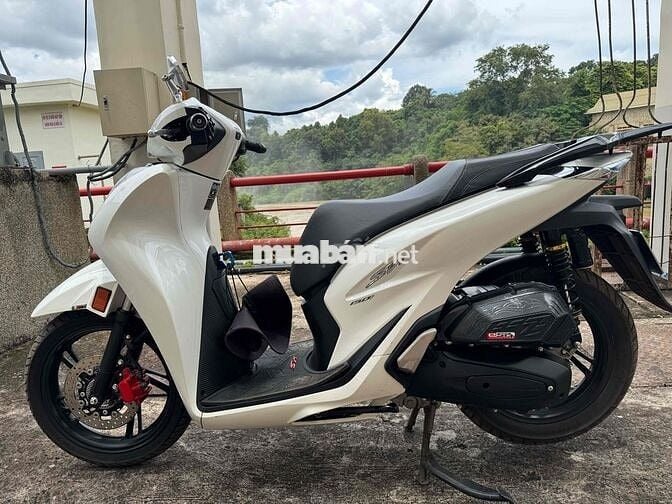 Do nhu cầu không sử dụng em cần bán sh150 ABS