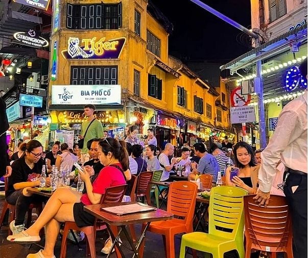 CHO THUÊ NHÀ TRUNG TẤM PHỐ CỔ 