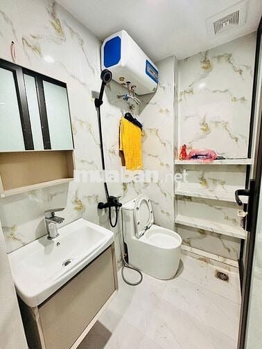 Ô TÔ QUA NHÀ NHỎ TRUNG LIỆT THÁI HÀ THANG MÁY 25M2X6T GIÁ 10,45  TỶ