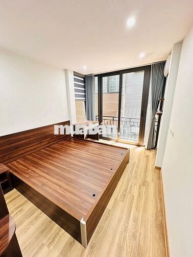Ô TÔ QUA NHÀ NHỎ TRUNG LIỆT THÁI HÀ THANG MÁY 25M2X6T GIÁ 10,45  TỶ