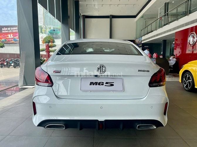 MG5 lux trắng ăn bánh chỉ 50x tr !!!