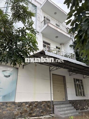 Nhà góc 2 mặt tiền Trần Văn Trà