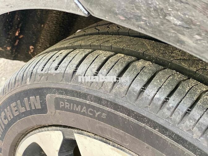 VinFast Lux A2.0 2021 Plus 2.0 AT - 79000 km