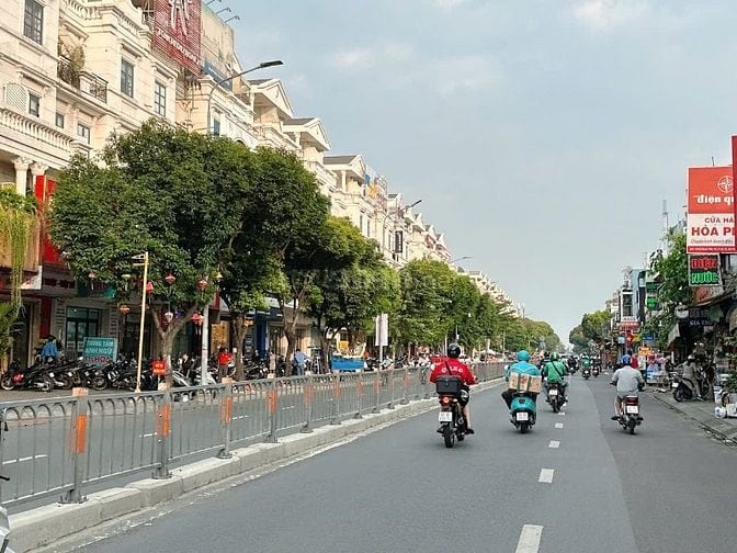 Nhà 4 lầu HXH Phan Văn Trị ngang 5.2m 78m2 KD tốt ngay Cityland 12 tỷ