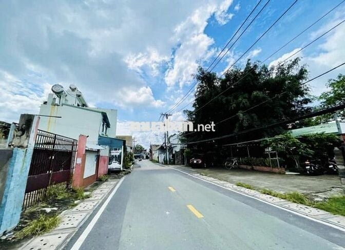 BÁN ĐẤT NGAY TRUNG TÂM TT CỦ CHI 180m2 GIÁ BÁN CHƯA ĐẾN 500TR - SHR