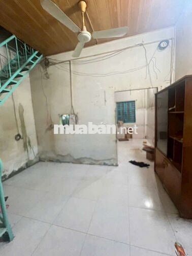 Bán nhà hiện hữu tiện sửa chữa đg Bông Sao P5 Q8