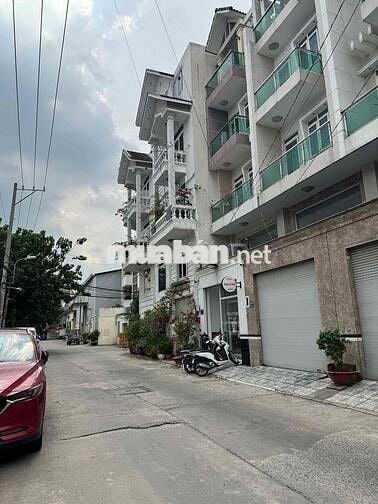 BÁN ĐẤT DƯƠNG QUẢNG HÀM. 85M 2 MẶT TIỀN HXH 12M. XÂY MỚI 6 TẦNG. 130TR