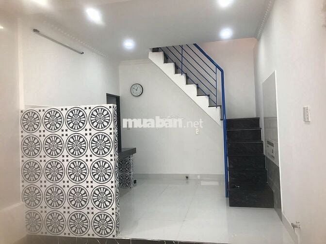 Cần bán GẤP nhà ngỏ hẻm xe hơi