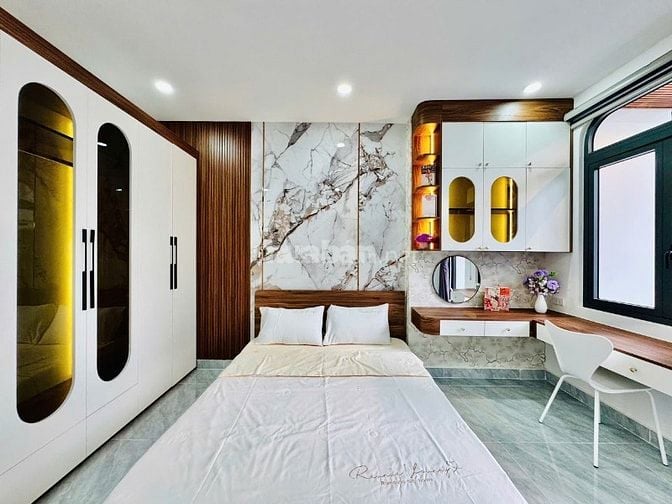 Cần xử lý công việc HẠ GIÁ BÁN GẤP nhà 164/Bùi Quang Là đúc 1 lầu 3PN