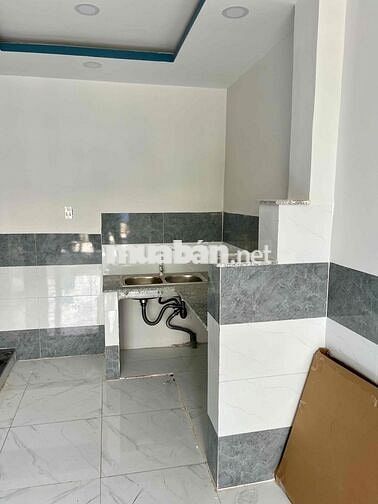 Nhà đẹp giá rẻ ngay chợ , kcn Tân Đức , Tân Đô