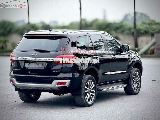 Ford Everest Titanium 2.0L 4x2 AT 2019 - 775 Triệu