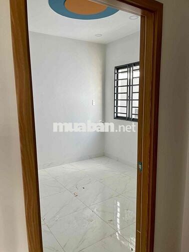 Nhà đẹp giá rẻ ngay chợ , kcn Tân Đức , Tân Đô