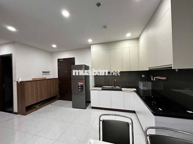 Cho thuê C - SkyView 80m2 2PN Full nội thất cao cấp đẹp, view thoáng