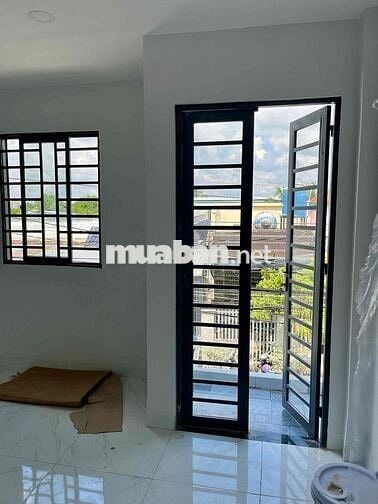 Nhà đẹp giá rẻ ngay chợ , kcn Tân Đức , Tân Đô