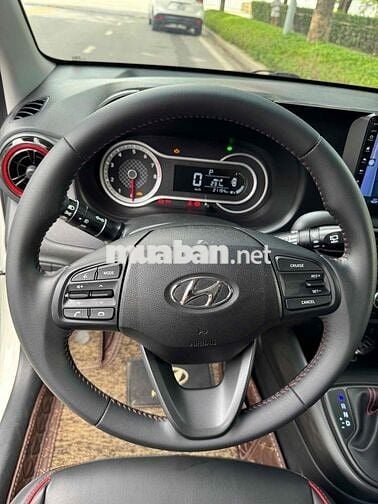 Hyundai Grand i10 2022 1.2 AT mới khét,chuẩn 2v1km