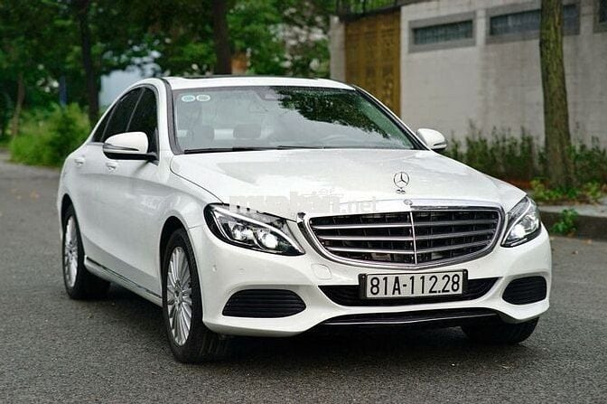 Mercedes Benz C Class 2016 C250 Exclusive - 8v km