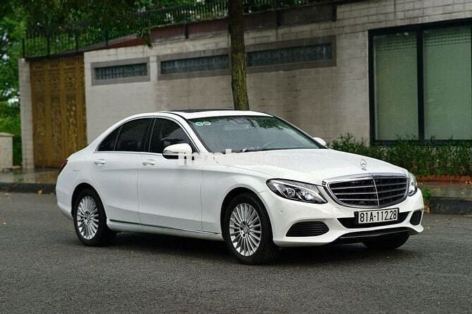 Mercedes Benz C Class 2016 C250 Exclusive - 8v km