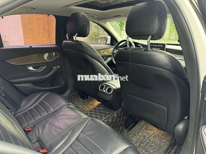 Mercedes Benz C Class 2016 C250 Exclusive - 8v km