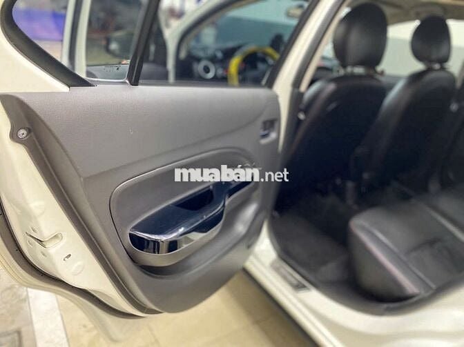 Mitsubishi Attrage 2019 máy 1.2 số tự động