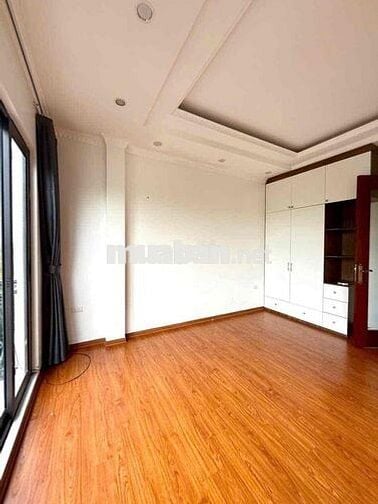 CHO THUÊ CCMN PHỐ NGUYỄN CHÍNH. 2N1K. 80M2. THANG MÁY. GIÁ 10TR