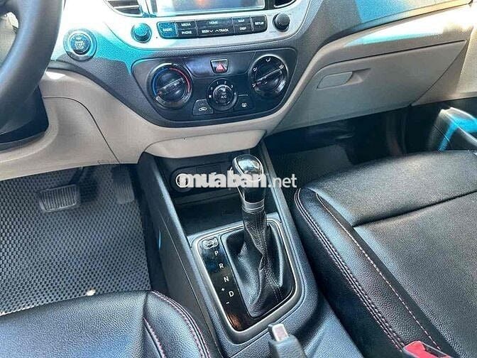 Hyundai Accent 2019 1.4 AT - 65000 km