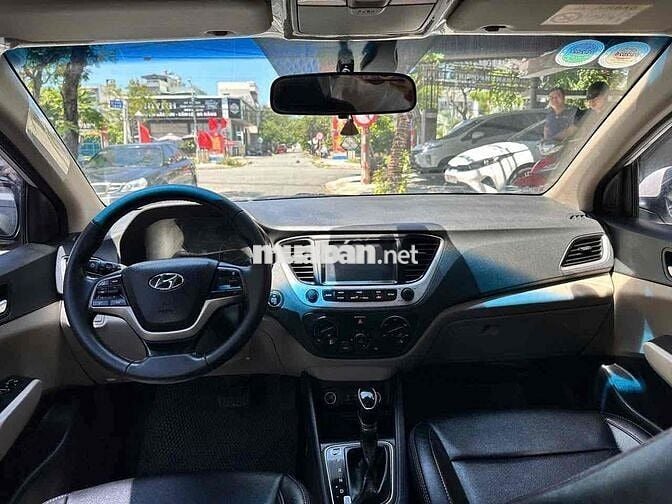 Hyundai Accent 2019 1.4 AT - 65000 km