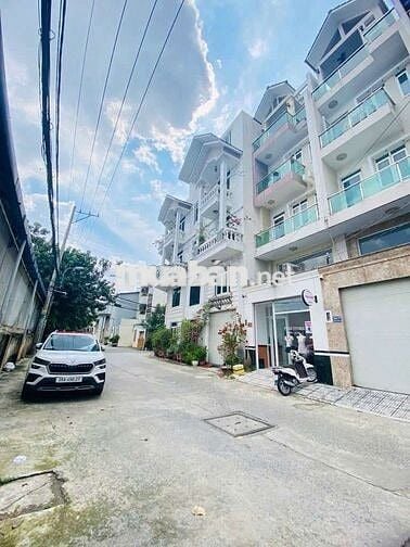 Đất 2 mặt tiền gần 90m2 Dương Quảng Hàm, Gò Vấp