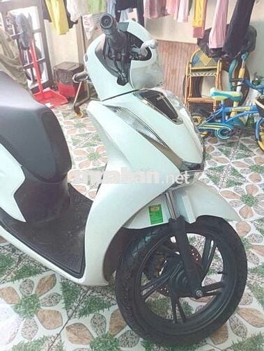 Cần bán chiếc xe trùm mềm vì 1 số công việc