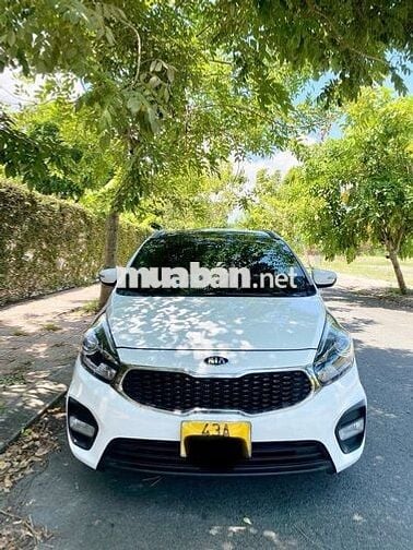 Cần bán xe Kia Rondo 2016  - MT - Trắng