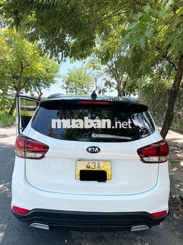 Cần bán xe Kia Rondo 2016  - MT - Trắng